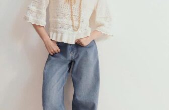 [🆕🇻🇳] Băngshop Xuất Khẩu- 14E Hàng Chuối 👕 Top1Fashion 👗  Em áo nhà HM quá xinh ce nhé!Mà e có ít lắm nên ce ưng chốt luôn nha!
Áo dệt sợi siêu đẹp, tinh tế từng chi tiết. E này mặc mùa nào cũng đc. Vừa vintage  , shares-0✔️ , likes-3❤️️ , date-2025-03-09 18:19:08🇻🇳🇻🇳🇻🇳📰🆕