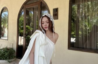 [???] FAIR LADY – Let us make your day  ? Top1Fashion ?  DOLL TOP x SKIRTBest items in this summer.
Ready to ship.——————————–Visit us at: Shophouse 02 – Wilton Tower, 71 Nguyen Van Th , shares-0✔️ , likes-4❤️️ , date-2025-03-08 05:55:46????????