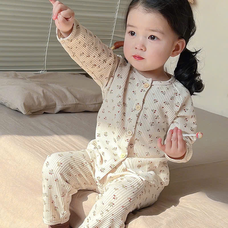 [🆕🇻🇳]  Trinh Kids – Thời Trang Trẻ Em Cao Cấp 🧑‍🧒❤️️👶⭐️ • Mẹ đã sắm đồ cho bé yêu đi học chưa?
Gợi ý Mẹ set đồ vừa xinh vừa sang, mềm mát, có lỗ thông hơi bé mặc đi học đi chơi sang xịn lắm ạEm m , shares-0✔️ , likes-1❤️️ , date-2025-03-10 05:19:34🇻🇳🇻🇳🇻🇳📰🆕