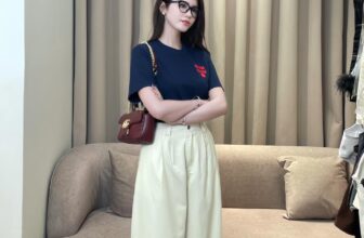 [???] Thuy Ngoc Nguyen – Thời trang cao cấp ? Top1Fashion ?  Áo miumiu màu navy mặc tôn da ý các chị đẹp ạ
Inb để em được tư vấn và phục vụ mình ạ
, shares-0✔️ , likes-0❤️️ , date-2025-03-10 18:19:42????????