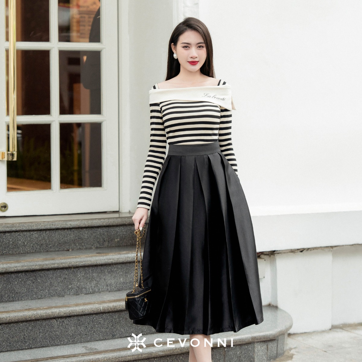 [🆕🇻🇳] CEVONNI 👕 Top1Fashion 👗  𝐒𝐀𝐋𝐄 𝐎𝐅𝐅 | 𝐁𝐄𝐒𝐓 𝐒𝐄𝐋𝐋𝐄𝐑 𝐈𝐓𝐄𝐌: 𝐋𝐀 𝐁𝐄𝐀𝐔𝐓𝐄́ 𝐓𝐎𝐏Mẫu áo cực kỳ hot hit của CEVONNI đang được SALE giá cực kỳ ưu đãi cả 2 gam màu!Gam đen và họa tiết breton k , shares-0✔️ , likes-3❤️️ , date-2025-03-13 15:00:27🇻🇳🇻🇳🇻🇳📰🆕