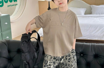 [🆕🇻🇳] Đậu’s House – Chuyên quần áo trẻ em xuất khẩu, xuất dư xịn 🧑‍🧒❤️️👶⭐️ Quần Jeans Lửng họa tiết da báo tạo điểm nhấn siêu nổi bật dành cho các Bé yêu của nhà Lucaskids đây ạ
* Chất Kaki thoáng mát, thích hợp các Bé mặc mùa hè , shares-0✔️ , likes-0❤️️ , date-2025-03-11 03:00:06🇻🇳🇻🇳🇻🇳📰🆕