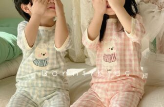 [🆕🇻🇳] Bonnii Kids – Ở đây có áo quần, giày dép, phụ kiện dành cho bé yêu của bạn 🧑‍🧒❤️️👶⭐️ Nhà Heyhoney vừa tung BST homewear mùa hè cho bé. Đồ HH quá xinh yêu cả chất lượng và giá cả ạ. Vải thông hơi, thoáng mát, thấm hút mồ hôi, họa tiết thì si , shares-2✔️ , likes-4❤️️ , date-2025-03-12 16:02:19🇻🇳🇻🇳🇻🇳📰🆕