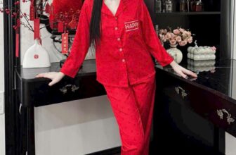 [???] Mây Store Thủ Dầu Một ? Top1Fashion ?  Các mẫu tay dài sẵn shop ngày 10/3/25Nhìn là thấy mát rượi liền á chị em𝗖𝗵𝗮̂́𝘁 𝗹𝗶𝗲̣̂𝘂: Tất cả sản phẩm nhà Mây chọn từ các loại lụa cao cấp, mịn má , shares-0✔️ , likes-0❤️️ , date-2025-03-11 00:29:34????????