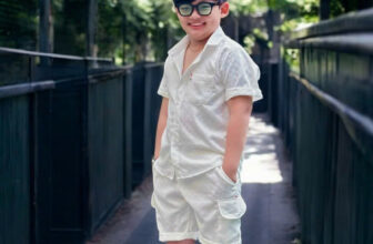 [🆕🇻🇳] Min Kids – Thời Trang Trẻ em 🧑‍🧒❤️️👶⭐️ CỨ PHẢI GỌI LÀ CHẤT NHÌN ĐÃ MÊ, DIỆN LÊN KHÔNG CÒN CHỖ CHÊ!!!
Thiết kế năng động, cá tính và sành điệuNguyên set sơ mi Fort/ lụa mềm nhập kết hợp quần tây , shares-0✔️ , likes-0❤️️ , date-2025-03-13 16:56:24🇻🇳🇻🇳🇻🇳📰🆕