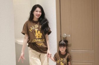 [🆕🇻🇳] Gạo Kids- Tiệm Đồ Đôi & Gia Đình Mẹ Và Bé Hàng Thiết Kế Cao Cấp 🧑‍🧒❤️️👶⭐️ Cập Nhật Xu hướng mỗi ngày
Áo Hót bên nay vê thêm nhiều mã áo thun xinh lắm a
___________________________
– 𝐐𝐮𝐚̂̀𝐧 𝐚́𝐨 𝐭𝐫𝐞̉ 𝐞𝐦 𝐜𝐚𝐨 𝐜𝐚̂́𝐩
Chỉ 1xx/ 1 sản ph , shares-0✔️ , likes-508❤️️ , date-2025-03-08 19:48:00🇻🇳🇻🇳🇻🇳📰🆕