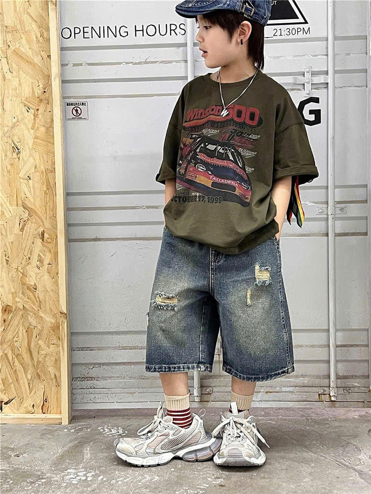 [🆕🇻🇳] Đậu’s House – Chuyên quần áo trẻ em xuất khẩu, xuất dư xịn 🧑‍🧒❤️️👶⭐️  Lên cho các bố mẹ siêu phẩm Quần Jeans Lửng xanh khói màu hottrend 2025 nhà LucasKids ạ
*  Chất Jeans thoáng mát, lên form cực chuẩn ạ
* Size 110-160 (tươ , shares-0✔️ , likes-0❤️️ , date-2025-03-11 19:30:03🇻🇳🇻🇳🇻🇳📰🆕