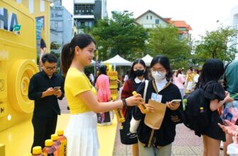 [🆕🇻🇳] Trà Mật Ong BONCHA – Thanh Mát Tự Nhiên, Vui Gắn Kết 🍻 Top1Drink 🥂  \ud83d\udc9bB\u00f9ng n\u1ed5 Fanmeeting \u0110\u00e0 N\u1eb5ng \u2013 BONCHA & Quang H\u00f9ng MasterD ch\u00ednh th\u1ee9c \u0111\u1ed3ng h\u00e0nh! \ud8 , shares-0✔️ , likes-14K❤️️ , date-2025-03-06 19:00:39🇻🇳🇻🇳🇻🇳📰🆕