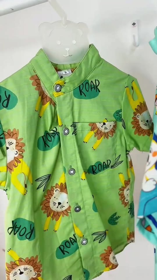 [🆕🇻🇳]  𝐀𝐥𝐯𝐢𝐧 & 𝐁𝐫𝐨𝐭𝐡𝐞𝐫 – 𝘒𝘪𝘥𝘴 𝘈𝘶𝘵𝘩𝘦𝘯𝘵𝘪𝘤 – Quần áo trẻ em nhập khẩu từ Mỹ 😎❤️️⭐️ 𝗔́𝗼 𝗽𝗵𝗼̂𝗻𝗴 𝗰𝗵𝗼 𝗯𝗲́Mẫu áo phông cực xịn sò cho bé đây ạ. Mùa hè tới sắm vài chiếc diện dần nha các bácSize: 90-140———————————————
𝑀𝑜̣𝑖 𝑡ℎ𝑜̂𝑛𝑔 𝑡𝑖𝑛 𝑐ℎ𝑖  , shares-1✔️ , likes-0❤️️ , date-2025-03-12 02:00:34🇻🇳🇻🇳🇻🇳📰🆕