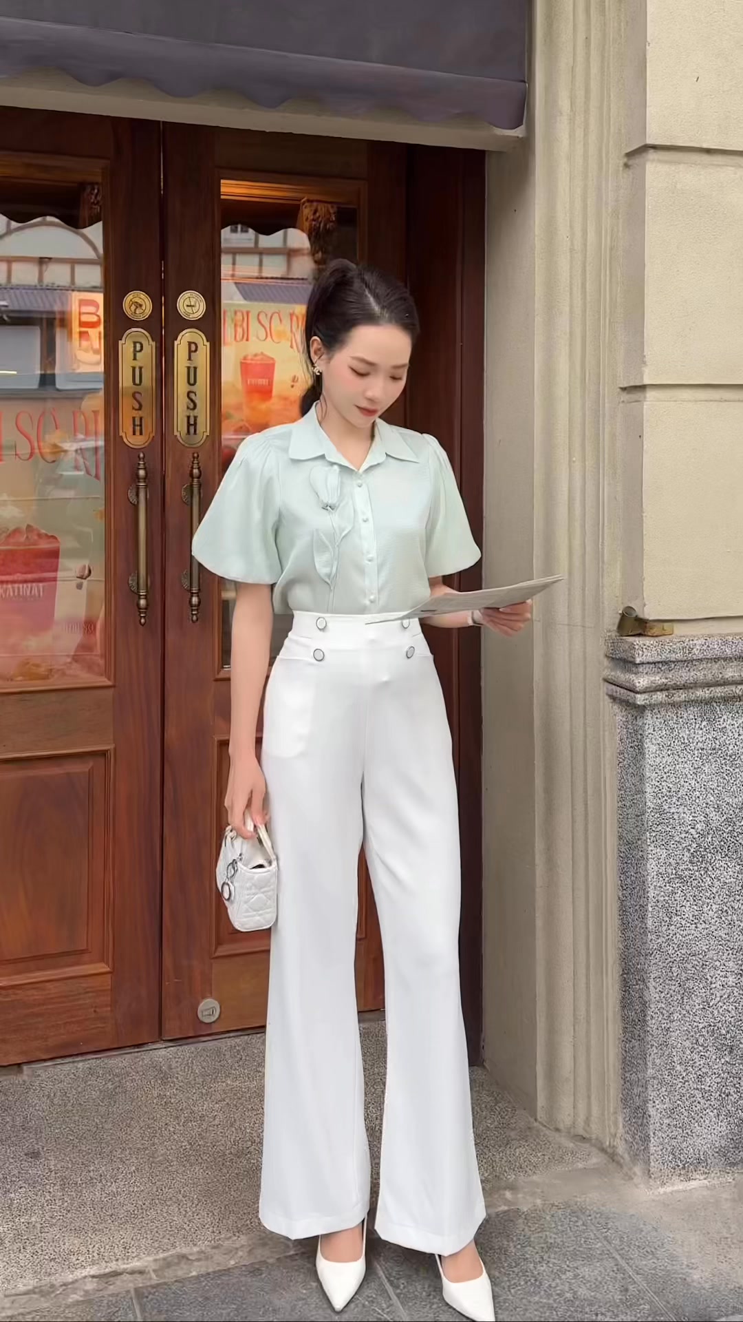 [???] Thời trang Đan Châu  ? Top1Fashion ?  Outfit xinh giúp nàng luôn toả sáng, thu hút mọi ánh nhìn#thoitrangcongso #thoitrangdanchau #outfitscongso #outfits #thoitrangcongsonucaocap #setaoquan #se , shares-0✔️ , likes-0❤️️ , date-2025-03-11 04:26:21????????