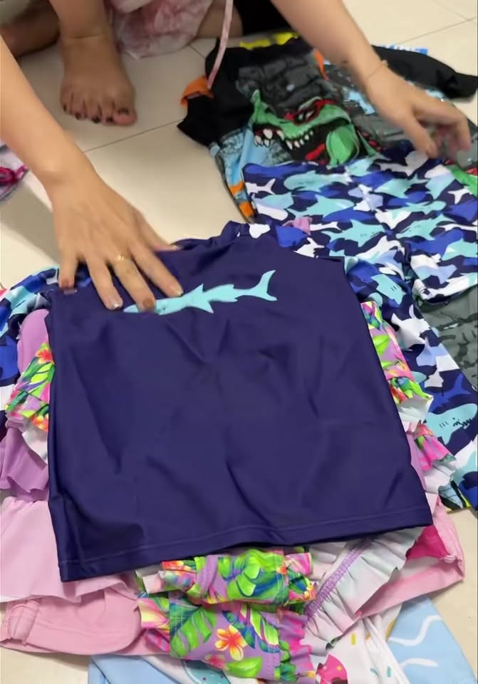 [🆕🇻🇳]  SAM ƠI – chuyên đồ Tết cho bé với đa dạng mẫu mã 🧑‍🧒❤️️👶⭐️ Mấy chị vào xem video hàng về dùm em cho chân thật ạ nhớ bật tiếng nghe em nói nhé :)) , shares-0✔️ , likes-0❤️️ , date-2025-03-10 02:58:13🇻🇳🇻🇳🇻🇳📰🆕