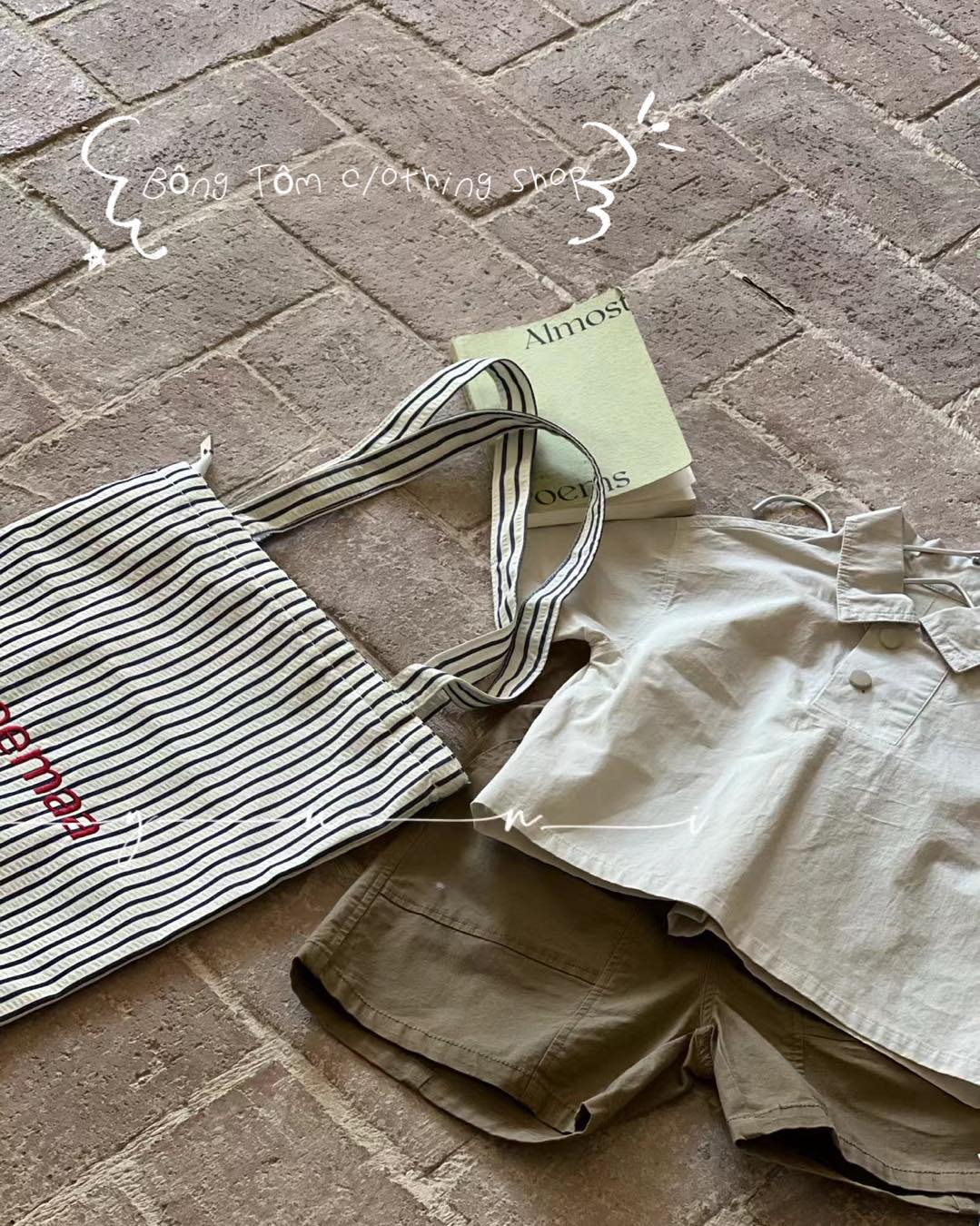 [🆕🇻🇳]  XOÀI BABY – Chuyên quần áo trẻ em Quảng Châu 🧑‍🧒❤️️👶⭐️ Set áo yếm nhung kèm chân váy bí. #129K ￼
Bảng size tham khảo:
Size 80: 8-10kg
Size 90: 11-13kg
Size100:13-15kg
Size110: 16-18kg
Size120:19-21kg
Size130:2 , shares-0✔️ , likes-2❤️️ , date-2025-03-13 22:22:15🇻🇳🇻🇳🇻🇳📰🆕