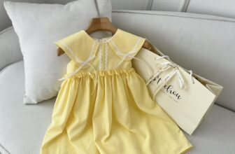 [🆕🇻🇳] P’ti Chou – Thời trang thiết kế dành cho trẻ em 😎❤️️⭐️ Nếu ba mẹ cần túi giấy + ruy băng để mang tặng quà hãy yêu cầu với Pti nha ♡Các đơn gói hàng k yêu cầu sẽ được gói hộp carton nâu hoặc túi zip. Túi giấy , shares-3✔️ , likes-16❤️️ , date-2025-03-08 22:30:52🇻🇳🇻🇳🇻🇳📰🆕