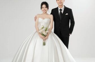 [🆕🇻🇳] 2H Studio – Chụp Ảnh Cưới Đẹp 🤵🏻 Top1Wedding 👰🏻   HÌNH ẢNH THỰC TẾ CỦA #KHÁCH_HÀNG – TẠI STUDIO ĐỘC QUYỀN“Đôi khi, sự giản dị lại là lời thì thầm đẹp nhất mà tình yêu muốn gửi gắm…”
Bộ ảnh cưới của d , shares-0✔️ , likes-95❤️️ , date-2025-03-11 03:36:03🇻🇳🇻🇳🇻🇳📰🆕