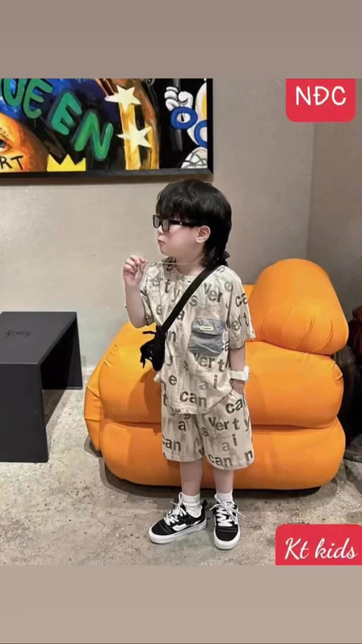 [🆕🇻🇳] KT Kids – Thời Trang Trẻ Em – Chúng tôi chuyên cung cấp quần áo trẻ em cho bé , giá tại xưởng 🧑‍🧒❤️️👶⭐️ HÀNG CÓ SẴN, CHỐT GIAO NGAY 
__________________________________
Giới thiệu Sét bộ in chữ SANG TRỌNG- SÀNH ĐIỆU cho Boy lên đồ đi học, đi chơi cực chất
Nguy , shares-0✔️ , likes-0❤️️ , date-2025-03-08 20:04:33🇻🇳🇻🇳🇻🇳📰🆕