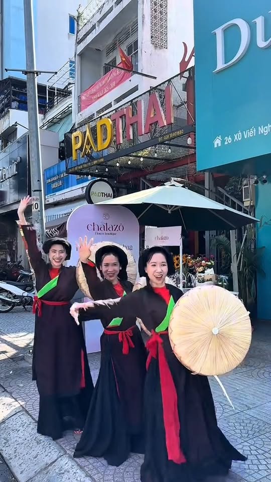 [🆕🇻🇳] Ba Thức Food chuyên cung cấp Sỉ & Lẻ các sản phẩm đặc sản ngon của vùng miền, đặc biệt là khô bò TN 🍔 Top1Food  🍜 Thu hút khách hàng chắc chắn là thắng lớn cho 8/3 rồi anh chị ơi 
#ZoZoHello #dungsala #ngocmatcha #bathức , shares-0✔️ , likes-1❤️️ , date-2025-03-08 18:20:35🇻🇳🇻🇳🇻🇳📰🆕