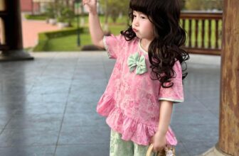 [🆕🇻🇳]  Bơ Hí – Thương hiệu thời trang thiết kế cao cấp dành cho mẹ và bé đẹp 🧑‍🧒❤️️👶⭐️ 𝐁𝐨̣̂ 𝐬𝐮̛𝐮 𝐭𝐚̣̂𝐩 𝐛𝐚̀ 𝐛𝐚 𝐦𝐨̛́𝐢 𝐧𝐡𝐚̀ 𝐁𝐨̛,đ𝐚́𝐧𝐠 𝐲𝐞̂𝐮 𝐯𝐨̂ 𝐜𝐮̀𝐧𝐠
Mẹ bé nhắn Bơ tư vấn chốt đơn nhen
Giá #250k/bộ ( hơn 25kg có phụ thu)
#Freeship từ 2 bộ ạ
, shares-1✔️ , likes-511❤️️ , date-2025-03-09 00:06:33🇻🇳🇻🇳🇻🇳📰🆕