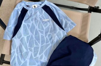 [🆕🇻🇳] Hello Kids – Hàng xuất xịn cho bé 😎❤️️⭐️ Đẹp trai như các oppa luôn á. Bộ thể thao zosée dư xịn cực đẹp. Chất mê luôn á. Màu xanh sạch đẹp
Size : 120(21-25kg) 130(26-33kg) 140(34-40kg) 150(41-48k , shares-2✔️ , likes-89❤️️ , date-2025-03-12 17:47:44🇻🇳🇻🇳🇻🇳📰🆕