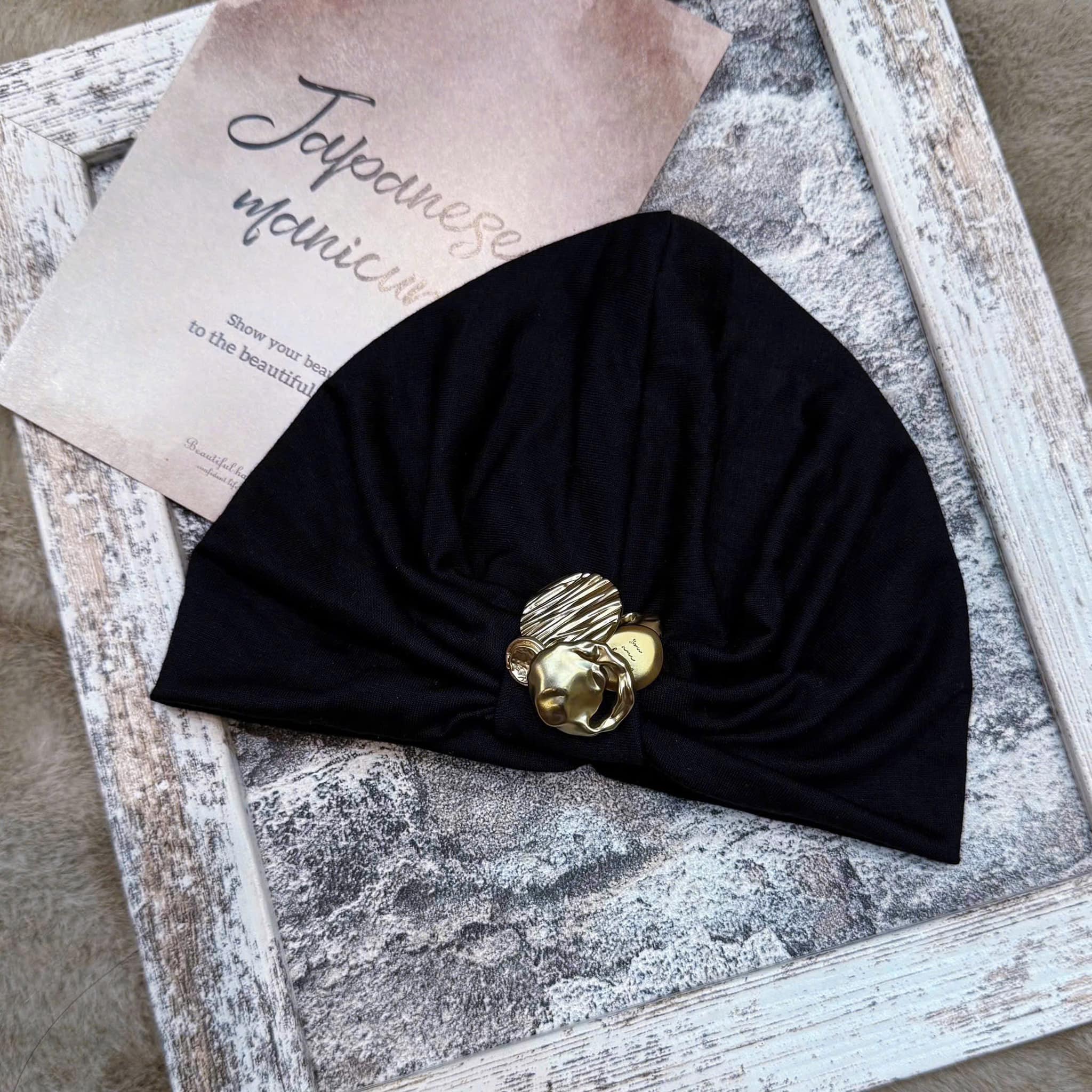 [🆕🇻🇳]  BIN’S HOUSE Chuyên Sỉ & Lẻ Hàng Hiệu Xuất Dư Trẻ Em 😎❤️️⭐️ Chân váy + kèm quần. Hàng dự xịn đét hãng Cat Jack
Size 4 – 14T. (16 – 38kg)
Bên trong quần cotton co giãn cực kỳ tốt. Cho bé thoải mái vận động.
Lưng Th , shares-0✔️ , likes-0❤️️ , date-2025-03-13 01:38:29🇻🇳🇻🇳🇻🇳📰🆕