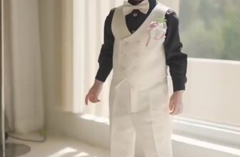 [🆕🇻🇳]  MMKID aims to bring kids the most high fashionable and high quality party design 🧑‍🧒❤️️👶⭐️ Set Gile Màu Cream Cao Cấp Cho Bé TraiThiết Kế Tinh Tế: Bộ set gồm 3 chi tiết gồm áo gile màu cream, quần tây ôm vừa vặn và sơ mi đen dài tay, kết hợp cù , shares-0✔️ , likes-0❤️️ , date-2025-03-12 00:28:57🇻🇳🇻🇳🇻🇳📰🆕