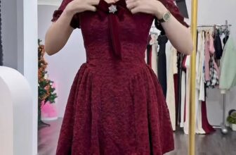 [🆕🇻🇳] Thương Bùi Shop – Chuyên buôn bán , sỉ lẻ quần áo nữ quảng châu 👕 Top1Fashion 👗  Váy ren tay bồng nơ nhung xinh , shares-0✔️ , likes-2❤️️ , date-2025-03-12 08:51:11🇻🇳🇻🇳🇻🇳📰🆕