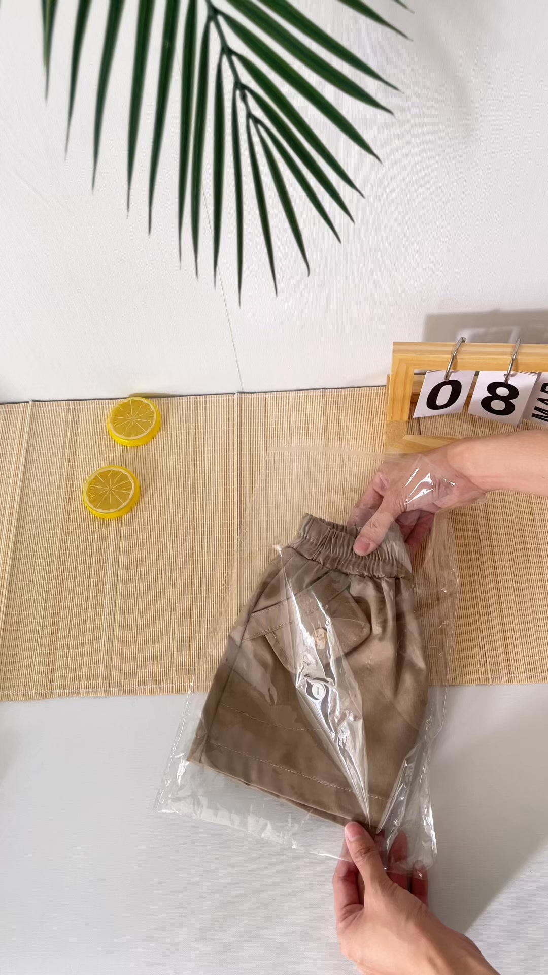 [???]  Poco – Mẹ và Bé Yêu – Chuyên Quần áo thời trang, nón thời trang, Giày dép và phụ kiện xinh, Bình sữa và phụ kiện cho bé  ?‍?❤️️?⭐️ Mặc gì cho bé yêu trong cái nóng của mùa hè này?.                             Shopee shop: .                                        www.tiktok.com/@pocohom , shares-0✔️ , likes-0❤️️ , date-2025-03-09 22:45:44????????