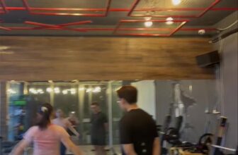 [🆕🇻🇳] A.A.N Fitness & Yoga Center – Trung tâm tập gym 🧘 Top1Yoga 🤸🏻‍♀️ Đầu tư cho bản thân. Nâng cao sức khoẻ và trí tuệ mỗi ngày
trở thành phiên bản tốt nhất cho chinh mình
Hãy để anh em AAN fitness giúp bạn nhé
0335510107
12 , shares-0✔️ , likes-9❤️️ , date-2025-03-13 19:24:47🇻🇳🇻🇳🇻🇳📰🆕