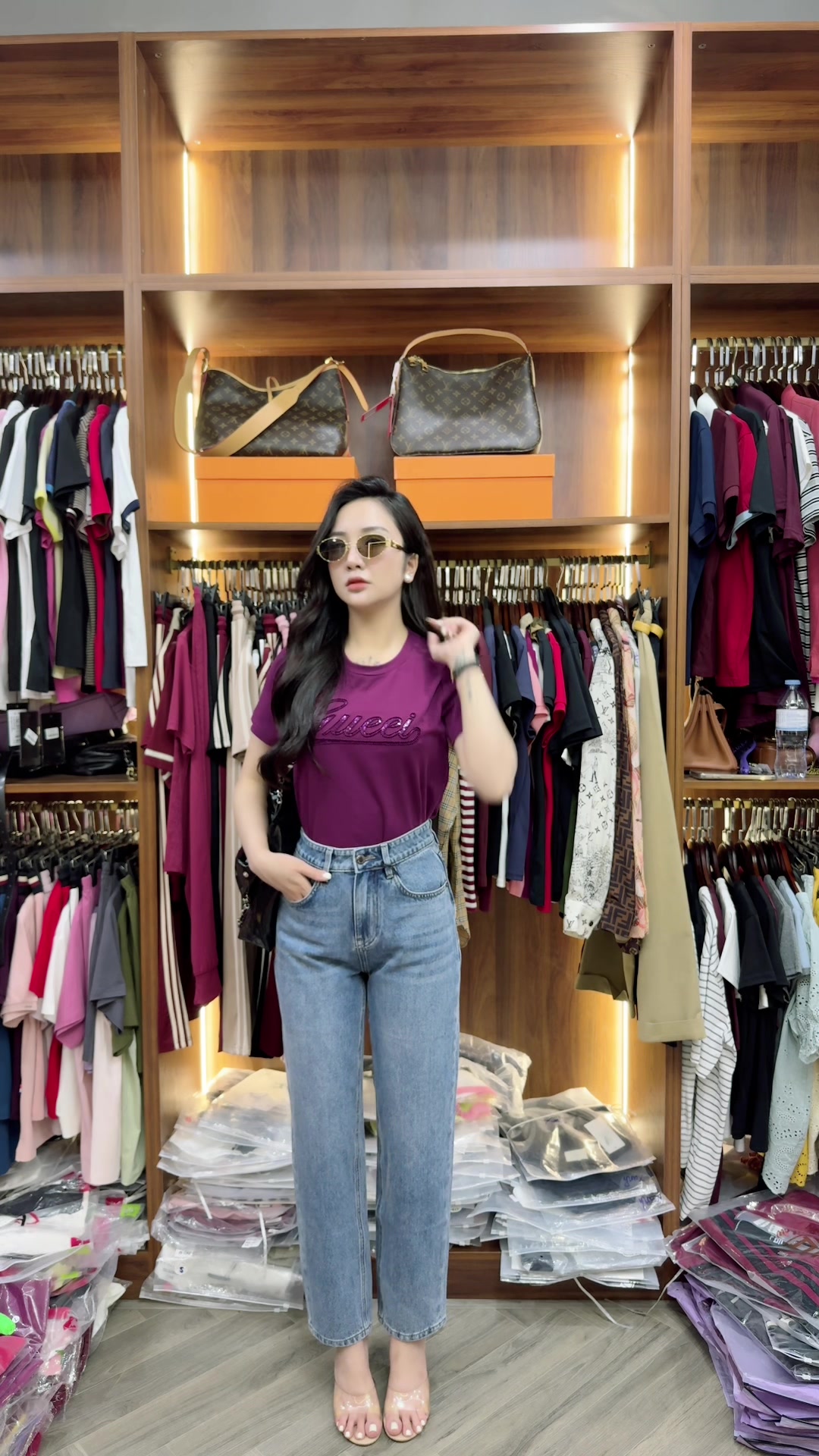 [🆕🇻🇳] Cherry house – Chuyên đồ bộ cao cấp 👕 Top1Fashion 👗  Đừng nhìn em lâu coi chừng đậm sâuáo phông màu tím siêu hot hit mix cùng quần jeans baggy siêu xinh ạ,mặc đi làm hay đi chơi…đều hợp khách iu nha , shares-0✔️ , likes-0❤️️ , date-2025-03-12 21:45:54🇻🇳🇻🇳🇻🇳📰🆕