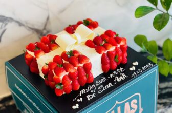 [🆕🇻🇳] Dallas Cakes – Bánh kem bắp Bánh sinh nhật tươi và không có thêm chất bảo quản 🍔 Top1Food  🍜 Bánh dâu tây yogurt với thêm dâu tây tươi.  Để đặt bánh, quý khách vui lòng:1. Nhắn tin vào Messenger Facebook (8-22h).
2. Gọi vào số hotline: 028.3535.4 , shares-1✔️ , likes-10❤️️ , date-2025-03-17 23:59:20🇻🇳🇻🇳🇻🇳📰🆕