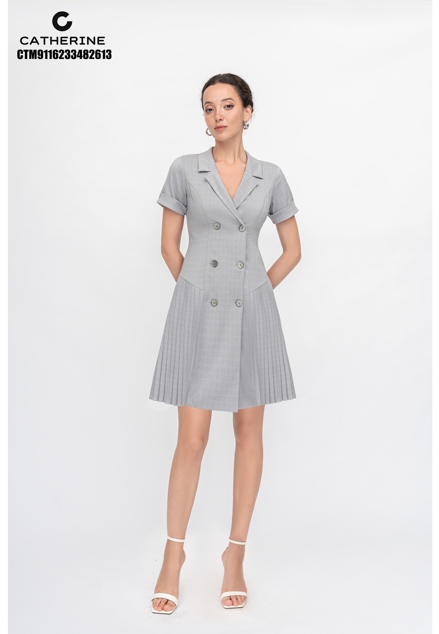 [🆕🇻🇳] CATHERINE – Thiết kế vô cùng tinh tế, tỉ mỉ trong từng chi tiết 👕 Top1Fashion 👗   𝐂𝐚𝐭𝐡𝐞𝐫𝐢𝐧𝐞 𝐏𝐫𝐞𝐦𝐢𝐮𝐦 | ĐẲNG CẤP TỪNG ĐƯỜNG NÉT
Sáng sớm, nàng khoác lên mình một outfif, tự tin bước vào cuộc họp quan trọng.
Với thiết kế blazer thanh lịch  , shares-0✔️ , likes-5❤️️ , date-2025-03-15 02:00:07🇻🇳🇻🇳🇻🇳📰🆕