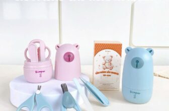 [🆕🇻🇳] Bi’S MART Đông Thạnh – Hệ thống cửa hàng mẹ và bé Bi’S MART 🧑‍🧒❤️️👶⭐️ 𝑩𝒂̂́𝒎 𝒎𝒐́𝒏𝒈 𝒈𝒂̂́𝒖 𝑯𝒐𝒏𝒑𝒆𝒓    𝐇𝐏𝟐𝟐𝟔Hộp đựng nhỏ gọn, xinh xắn.
Bọc nhựa ABS cao cấp dễ dàng lau chùi, bền màu.
Lưỡi thép 316L chống mòn.(Bộ đa năng ti , shares-0✔️ , likes-11❤️️ , date-2025-03-20 01:30:43🇻🇳🇻🇳🇻🇳📰🆕