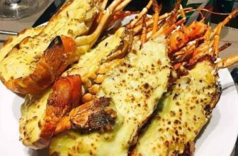 [🆕🇻🇳] Boss Seafood Vietnam – chuỗi nhà hàng chuyên các món Hải Sản 🍔 Top1Food  🍜 Boss Seafood Vietnam
Tôm hùm về full hồ cuối tuần khuyên mãi siêu khủng ạ .giá ko đổi
Tôm hùm chế biến 2 món cháy tỏi -phô mai.
Rằng muối .sốt Singapore. , shares-1✔️ , likes-3❤️️ , date-2025-03-15 16:55:13🇻🇳🇻🇳🇻🇳📰🆕