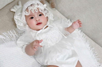 [🆕🇻🇳] Tiệm Sun – Quần áo đẹp cho bé – Bí mật của những em bé TỰ TIN – THẦN THÁI và HẠNH PHÚC � 🧑‍🧒❤️️👶⭐️ Trắng sứ như thiên thần  Xinh và mềm mát, do set body được lên từ vải COTTON VISCO – loại cotton trắng dẻo hàng xuất trong các nhà máy nên chất đanh mịn, c , shares-0✔️ , likes-2❤️️ , date-2025-03-14 03:25:42🇻🇳🇻🇳🇻🇳📰🆕