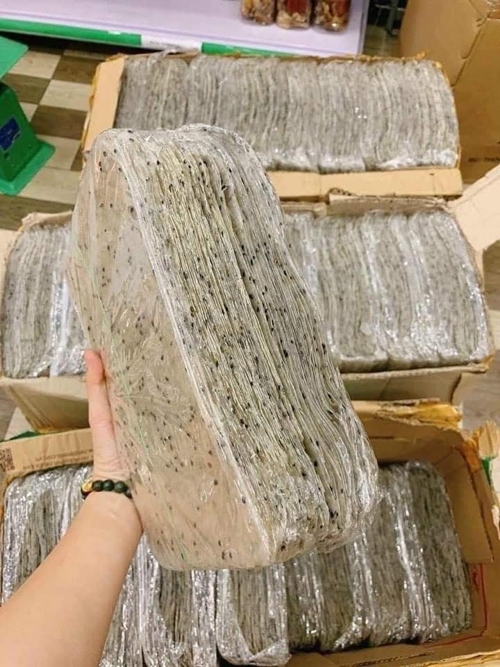 [🆕🇻🇳] Minnie Food – Thực phẩm & Đồ uống 🍔 Top1Food  🍜  BÁNH TRÁNG MÈ ĐEN PHAN RANG

Bánh tráng to dẻo dai đậm vị, em chỉ bán loại ngon nhất, ăn là ghiền ngay ạ 
 Bánh tráng nhúng Phan Rang được làm từ 100% bột , shares-0✔️ , likes-0❤️️ , date-2025-03-15 20:19:08🇻🇳🇻🇳🇻🇳📰🆕