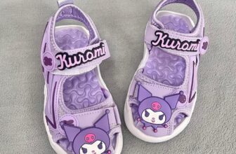 [🆕🇻🇳]  Bí Bo Shop- Order hàng Quảng Châu cao cấp 🧑‍🧒❤️️👶⭐️ Giày sandanl kuromi
Giá:#320k đôi hàng sẵn ạ
Size 27-37, shares-0✔️ , likes-0❤️️ , date-2025-03-15 15:39:56🇻🇳🇻🇳🇻🇳📰🆕