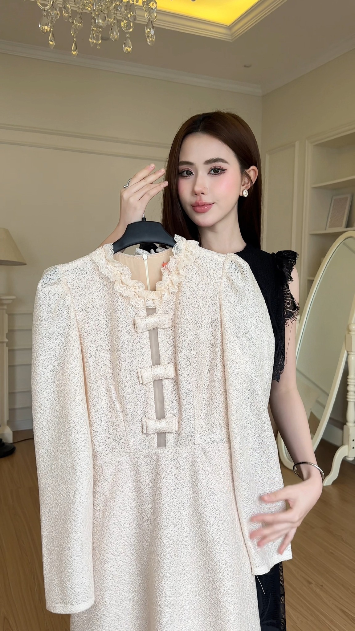 [🆕🇻🇳] CLALA – New era fashion strives for perfection 👕 Top1Fashion 👗  Màu kem luôn là lựa chọn hoàn hảo dành cho Nàng nhà #C#clala  . #dress , shares-0✔️ , likes-0❤️️ , date-2025-03-15 17:00:50🇻🇳🇻🇳🇻🇳📰🆕