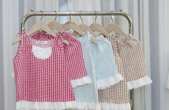 [🆕🇻🇳] ULACHOI’S OFFICIAL STORE – “ĐẸP VÀ CHẤT” 😎❤️️⭐️ AURORA – CHUẨN XINH, CHUẨN THỜI TRANGChất đũi mềm mại, thân thiện với làn da bé – Thấm hút mồ hôi cực tốt.
Kiểu dáng nhẹ nhàng, dễ phối – Bé mặc nhà h , shares-1✔️ , likes-7❤️️ , date-2025-03-22 17:00:15🇻🇳🇻🇳🇻🇳📰🆕