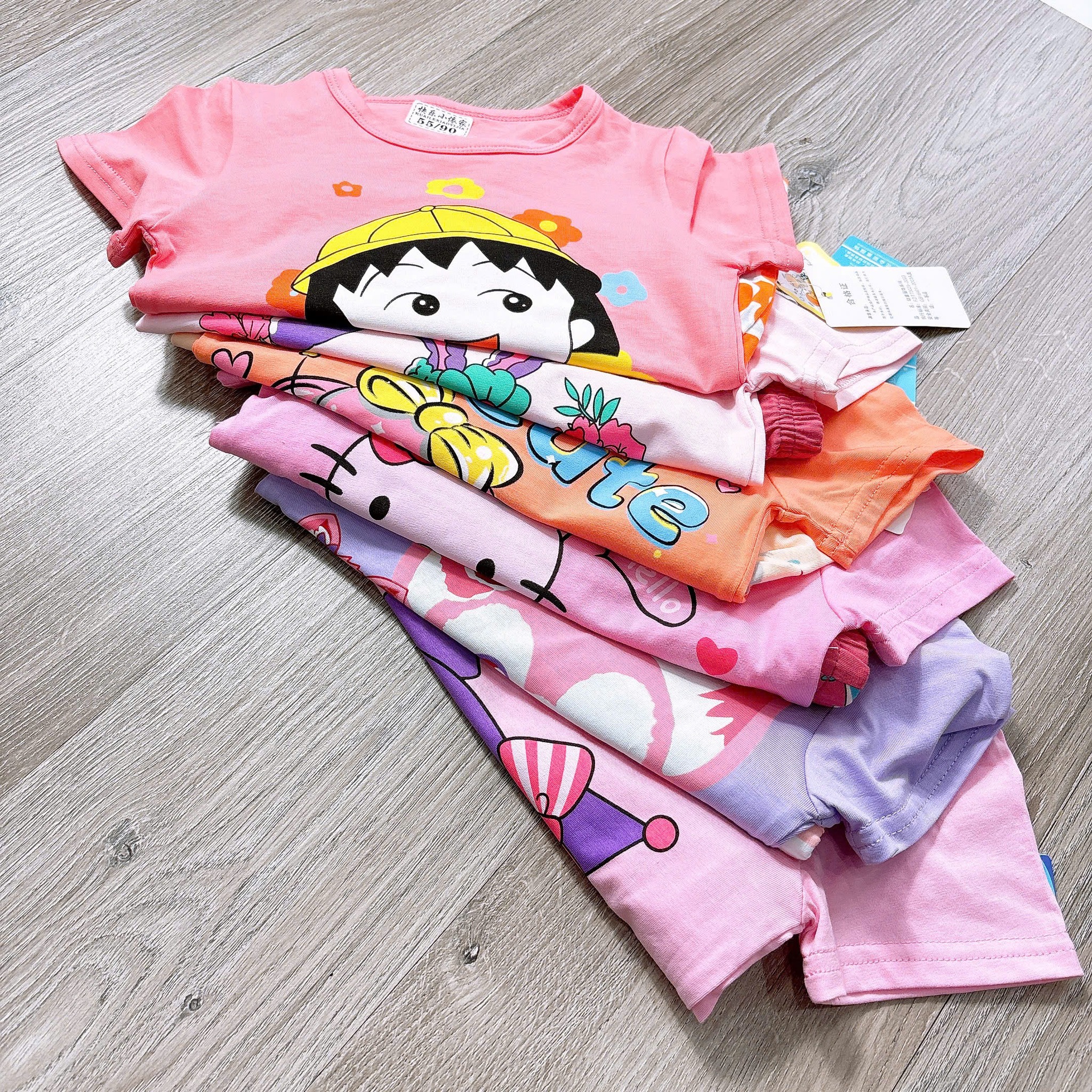 [🆕🇻🇳]  Cocandy – Thời trang trẻ em thiết kế COCAND 😎❤️️⭐️ Set 2 chiếc có hươn 1xx xíu xiu mà mặc thích luôn ạ  Nhắn liền cho Kẹo nha #ccd #cocandy #cocandykids , shares-0✔️ , likes-0❤️️ , date-2025-03-15 16:05:33🇻🇳🇻🇳🇻🇳📰🆕