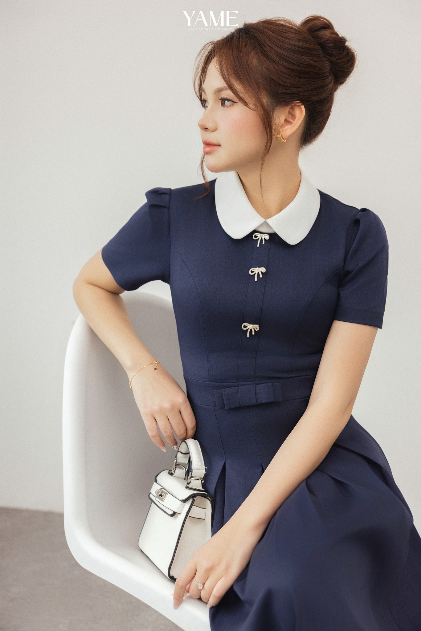 [🆕🇻🇳] YAME – For the love of black & white 👕 Top1Fashion 👗  𝐘𝐀𝐌𝐄 𝐒𝐏𝐑𝐈𝐍𝐆’𝟐𝟓 𝐍𝐄𝐖 𝐂𝐎𝐋𝐋𝐄𝐂𝐓𝐈𝐎𝐍 – 𝐈𝐕𝐘 𝐄𝐒𝐒𝐄𝐍𝐂𝐄Đối với Carina Dress, vẻ đẹp của sự tinh tế và sang trọng luôn đến từ những chi tiết nhỏ nhất. Chất liệu chéo  , shares-0✔️ , likes-1❤️️ , date-2025-03-15 19:00:12🇻🇳🇻🇳🇻🇳📰🆕