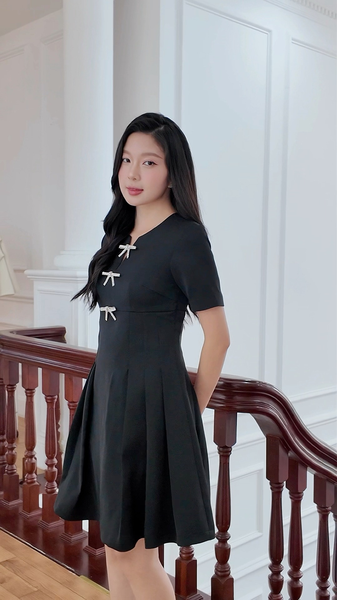 [🆕🇻🇳] Hera Chic – Thời trang nữ thiết kế và may thủ công bằng cả trái tim ♥️ 👕 Top1Fashion 👗  𝐁𝐞𝐬𝐭-𝐬𝐞𝐥𝐥𝐞𝐫 đ𝐚̃ 𝐬𝐨𝐥𝐝 𝐨𝐮𝐭 𝐭𝐫𝐨𝐧𝐠 𝐭𝐮𝐚̂̀𝐧 𝐦𝐨̛̉ 𝐛𝐚́𝐧 đ𝐚̂̀𝐮 𝐭𝐢𝐞̂𝐧 || 𝐇𝐚𝐧𝐧𝐲 𝐃𝐫𝐞𝐬𝐬 , shares-0✔️ , likes-0❤️️ , date-2025-03-15 01:18:35🇻🇳🇻🇳🇻🇳📰🆕