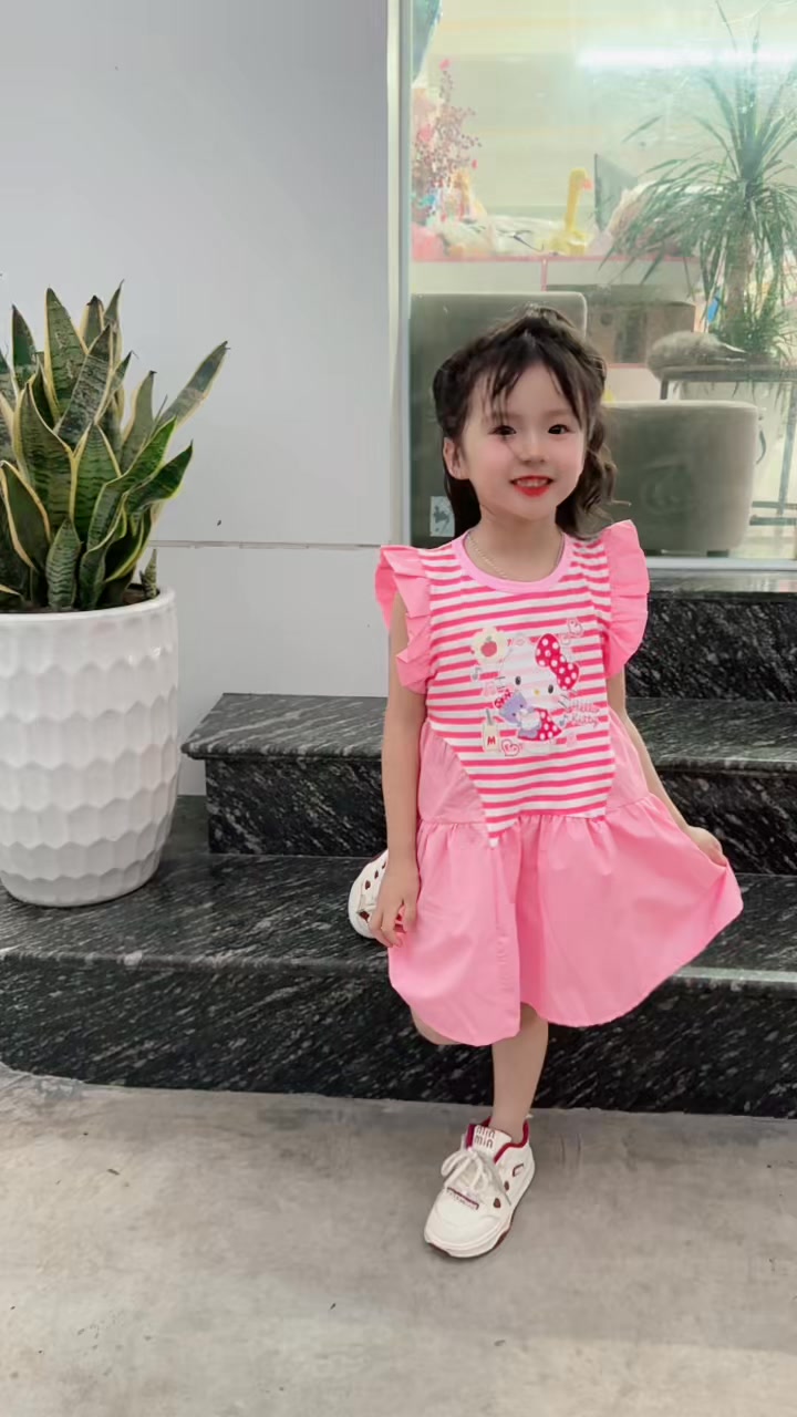 [🆕🇻🇳] Shop Mẹ Ken – Chuyên đồ sơ sinh giá rẻ 🧑‍🧒❤️️👶⭐️ Váy con mặc loanh quanh có hơn 50k/c size 7-30kg ạ , shares-0✔️ , likes-0❤️️ , date-2025-03-14 23:20:36🇻🇳🇻🇳🇻🇳📰🆕
