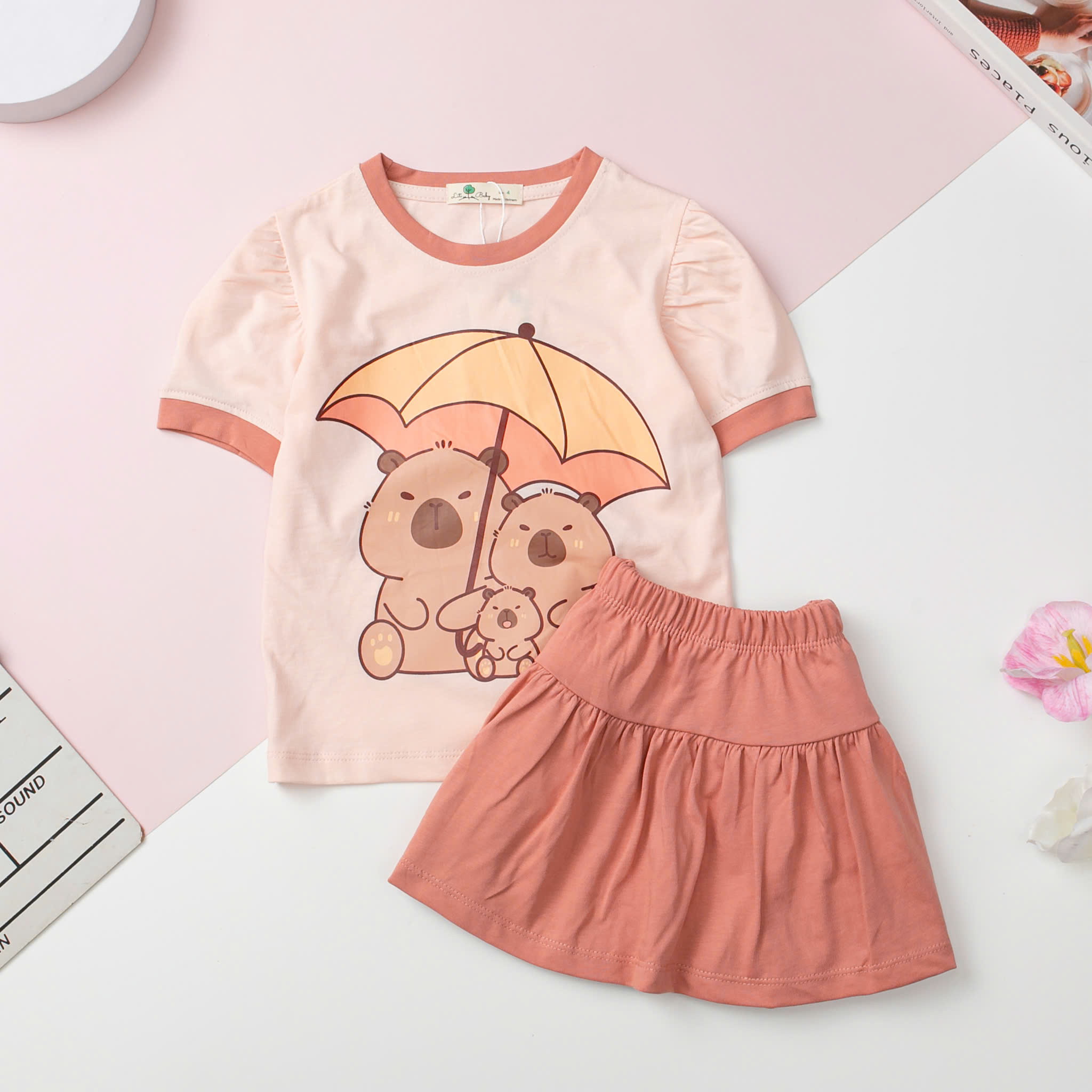 [🆕🇻🇳] LITIBABY – THƯƠNG HIỆU THỜI TRANG VIỆT 😎❤️️⭐️  ÁO THUN CÓ CỔ BÉ TRAI, BÉ GÁI KẺ SỌC – NĂNG ĐỘNG, THỜI TRANG, DỄ PHỐI ĐỒ
Size: 1 – 7 tuổi
Chất liệu: Cotton thun co giãn, mềm mại
Thiết kế kẻ sọc trẻ  , shares-0✔️ , likes-0❤️️ , date-2025-03-14 21:49:31🇻🇳🇻🇳🇻🇳📰🆕