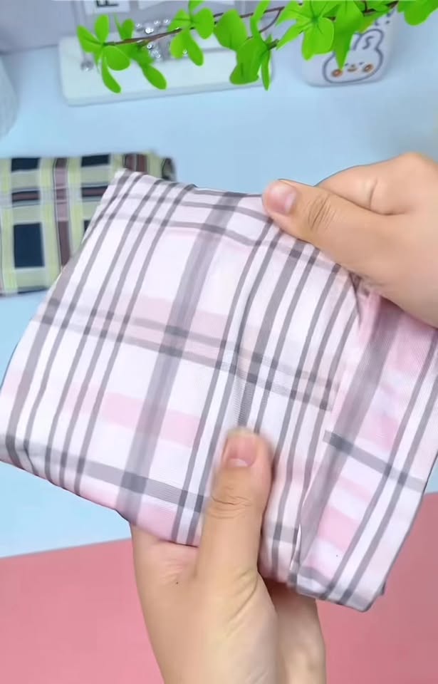 [🆕🇻🇳] Nhà Mỳ – Thời trang và phụ kiện cho bé trẻ 🧑‍🧒❤️️👶⭐️ ÁO THUN OVERSIZE TRẺ EM & BỐ MẸChất vải 100% Cotton mềm mại, thoáng mát, thoải mái hoạt động
Thiết kế ngộ nghĩnh, tràn đầy năng lượng tích cực
Dễ mix  , shares-0✔️ , likes-2❤️️ , date-2025-03-17 04:59:49🇻🇳🇻🇳🇻🇳📰🆕