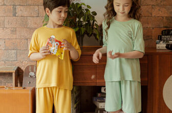 [🆕🇻🇳]  Lim Kids – Thời trang cho bé 🧑‍🧒❤️️👶⭐️  MY DARLING GOOD NIGHTMẹ Lim chọn Rayon Cotton – một trong những chất liệu vải tốt nhất thế giới dành riêng cho quần áo trẻ em. Mềm mại, thoáng mát, an  , shares-1✔️ , likes-6❤️️ , date-2025-03-19 05:08:38🇻🇳🇻🇳🇻🇳📰🆕