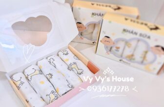 [🆕🇻🇳]  Vy Vy’s House – Chuyên đồ cho Mẹ và Bé 🧑‍🧒❤️️👶⭐️  Khăn sữa HOT nhất nhà mẹ Vy tuần quaKHĂN SỮA SỢI TRE #BESSLA siêu xịn cập bến nhà Vy tiếpThật sự là xài rất thích mẹ nhé. Hình xinh, vải xịn. Chất , shares-0✔️ , likes-0❤️️ , date-2025-03-18 21:10:00🇻🇳🇻🇳🇻🇳📰🆕