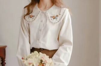 [🆕🇻🇳] Medaudo – CHUYÊN BÁN BUÔN SỐ LƯỢNG LỚN HÀNG THỜI TRANG VIỆT NAM 👕 Top1Fashion 👗  Mấy mẫu sơ mi thêu dáng rộng này còn sót mỗi mẫu chỉ 1c nên em SÊU cho gọn mã.  Zá 2⃣5⃣0⃣ và 2⃣8⃣0⃣ giờ SÊU đồng  , shares-1✔️ , likes-2❤️️ , date-2025-03-18 23:30:02🇻🇳🇻🇳🇻🇳📰🆕