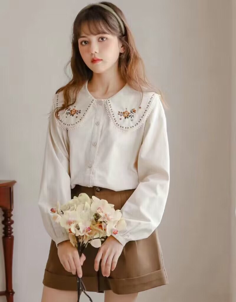 [🆕🇻🇳] Medaudo – CHUYÊN BÁN BUÔN SỐ LƯỢNG LỚN HÀNG THỜI TRANG VIỆT NAM 👕 Top1Fashion 👗  Mấy mẫu sơ mi thêu dáng rộng này còn sót mỗi mẫu chỉ 1c nên em SÊU cho gọn mã.  Zá 2⃣5⃣0⃣ và 2⃣8⃣0⃣ giờ SÊU đồng  , shares-1✔️ , likes-2❤️️ , date-2025-03-18 23:30:02🇻🇳🇻🇳🇻🇳📰🆕