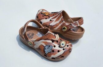 [🆕🇻🇳]  Aiko Kids – Thời Trang Cho Bé – Cửa hàng chuyên dép sục, giày lười và phụ kiện, charm gắn dép 🧑‍🧒❤️️👶⭐️  Cổ điển Khủng long Nâu về ak
Size : C9 – J4
, shares-0✔️ , likes-2❤️️ , date-2025-03-17 22:23:09🇻🇳🇻🇳🇻🇳📰🆕