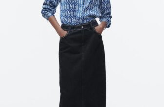 [???] V.I.C – XUẤT KHẨU – Hàng xuất khẩu có sẵn ? Top1Fashion ?  PRINTED SATIN SHIRTSơ mi hoạ tiết xanh biển cực xinh, chất liệu satin mềm mại, thân thiện với làn da, form áo vừa vặn người, mặc đi làm hay đi chơi đều x , shares-0✔️ , likes-51❤️️ , date-2025-03-17 23:00:06????????