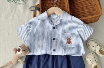 [🆕🇻🇳] KAKUMMI là thương hiệu VN hàng đầu thiết kế & sản xuất áo thời trang cho bé 😎❤️️⭐️ SET DIỆN HÈ CHO BÉ TRAI – ĐI CHƠI HAY ĐI HỌC ĐỀU CHẤT!Áo sơ mi kẻ: Lên form cực đỉnh, chất liệu thô kaki mềm mại, thoáng khí, thấm hút mồ hôi tốt. Điểm , shares-0✔️ , likes-1❤️️ , date-2025-03-20 16:18:04🇻🇳🇻🇳🇻🇳📰🆕